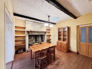 Photo 7- click for photo gallery